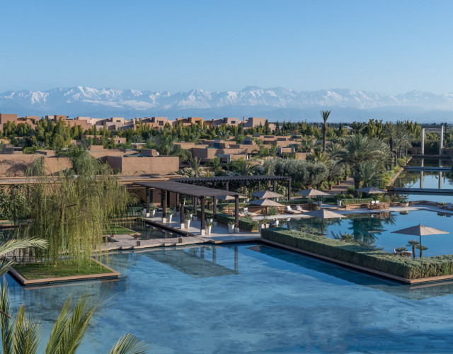 64.-Pool-with-Atlas-Mountains-view-web.jpg
