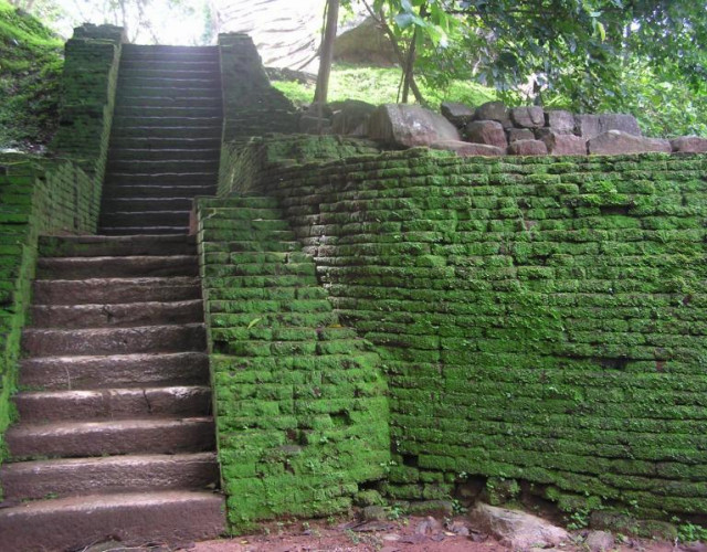 38445660.Sigiriya043[1].jpg