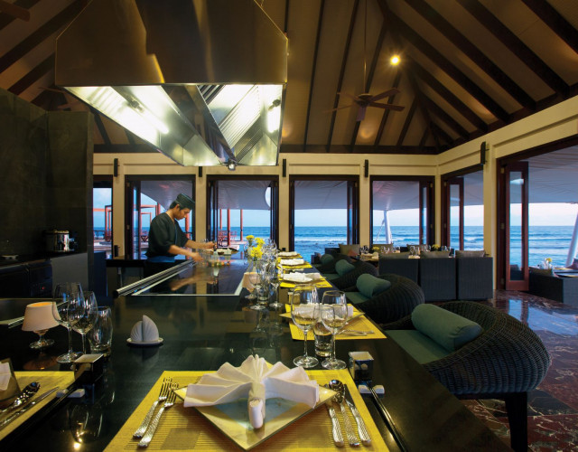 Atmosphere-Kanifushi---Teppenyaki-(1).jpg