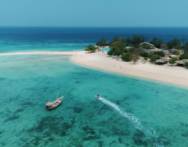 Bawe-Island-_-@by.arisemedia-_-Aerials-(19).jpg