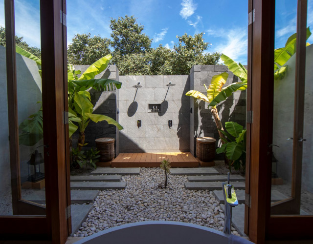 Beach-Villa-w-Pool-7.jpg