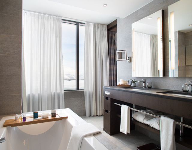 CA_Chambres_AmbassadorSuite_A07I5600.jpg