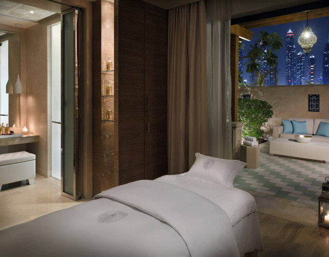 Guerlain-Spa-Treatment-Room,-One&Only-The-Palm,-Dubai-1599047737.jpg