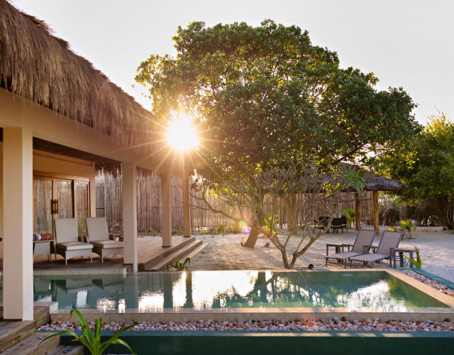 ZNZ-Villa-Pool.jpg