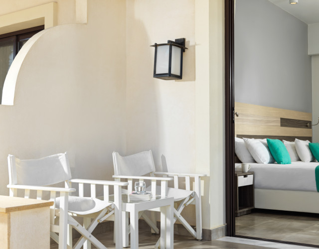 Ancient_Sands_Golf_Resort_and_Residence_El_Gouna_Deluxe_Room_Patio-web.jpg