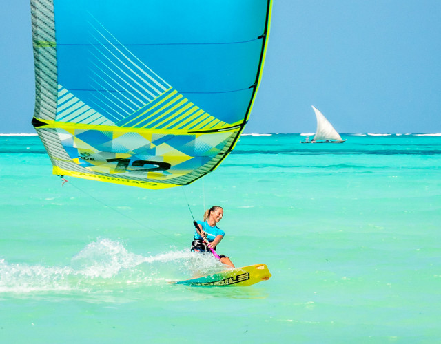 Activities---kitesurfing-web.jpg