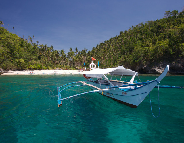 Mindoro-beach03-David-Hettich-web.jpg