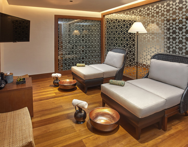 Aum-Spa-Foot-Spa-Treatment-room-web.jpg