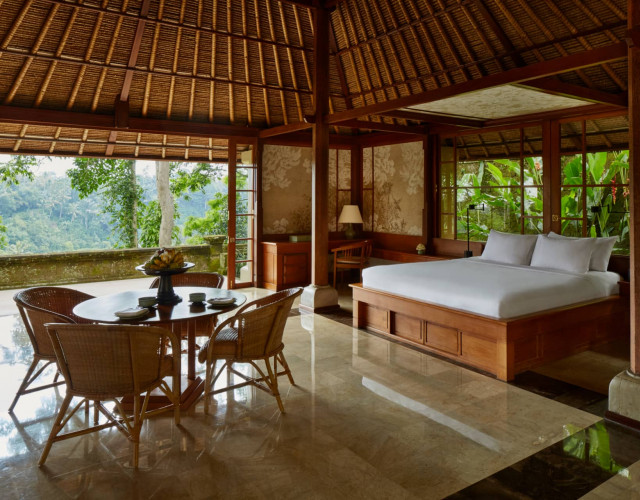 Amandari,-Indonesia--Valley-Suite-Bedroom_Office_11656.jpg