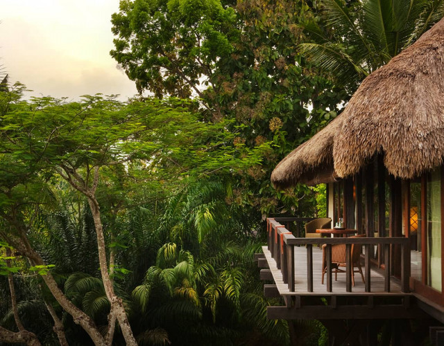 COMO-Shambhala-Estate---Accommodations----Tejasuara-COMO-Shambhala-Suite-2-(1).jpg