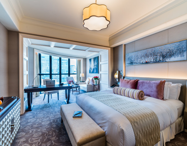 Caravelle_Room_Signature-Studio.jpg