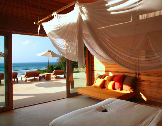 Ocean_Front_4_Bedroom_Pool_Villa__[7393-LARGE].jpg