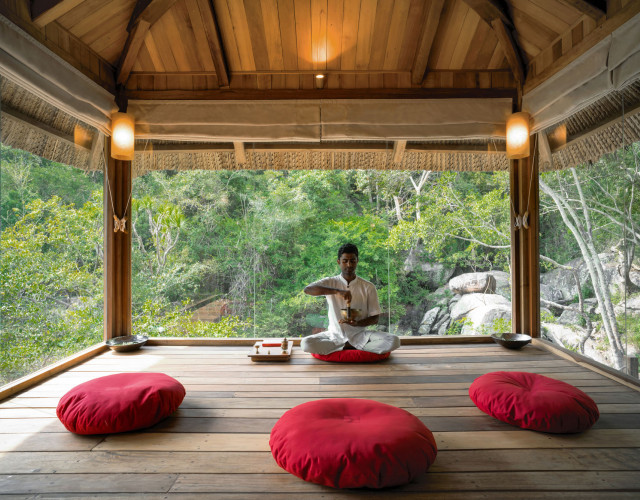 ninh-van-bay-vietnam_Meditation_Sala-web.jpg