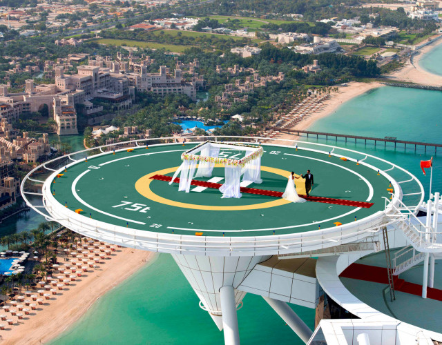 Burj-Al-Arab---Wedding-in-the-Skies.jpg