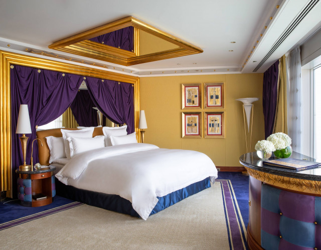 High_resolution_300dpi-Burj-Al-Arab---1-Bedroom-Suite.jpg