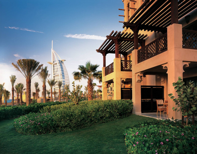 Madinat-Jumeirah---Dar-Al-Masyaf---Gulf-Summer-House-2.jpg