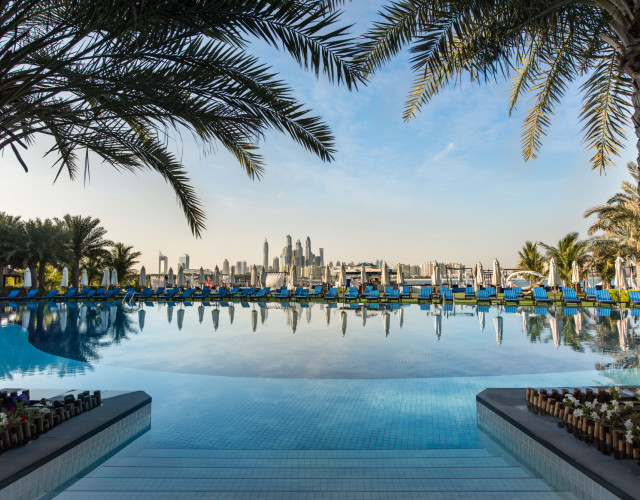 Rixos-The-Palm---Pool---High-Res-web.jpg