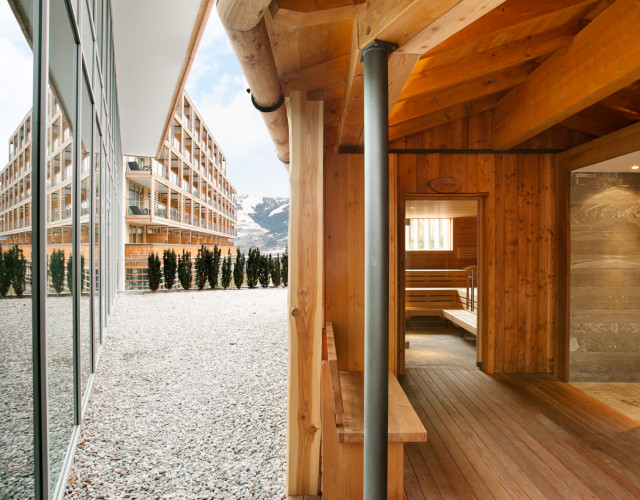 JPEG_Kempinski-Das-Tirol_Spa_Sauna-(2).jpg