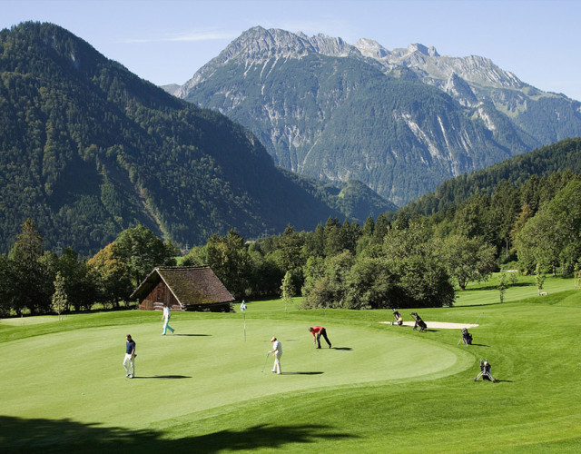2_Post_Lech_Golf_Braz.jpg