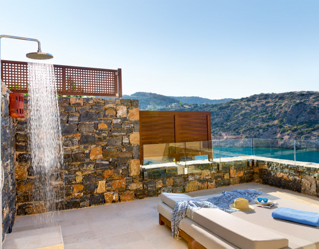 DC_Villa_SunTerrace_02-web.jpg