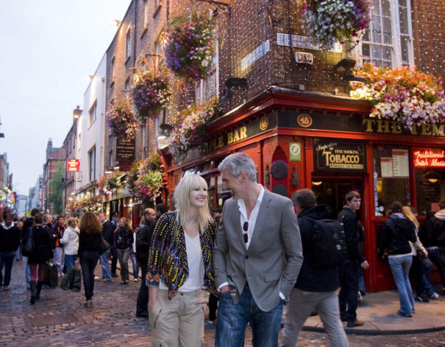 Temple-Bar,-Dublin_Web-Size.jpg