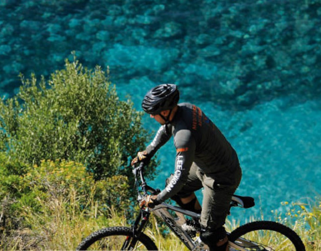 hotel-sardegna-escursioni-gallery-mountain-bike.jpg