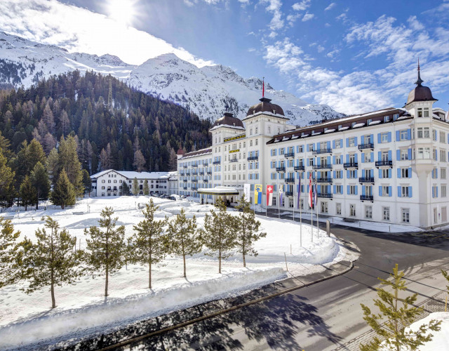 Hotel-Winter-Day-Angle-min.jpg