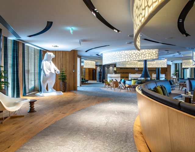 Radisson-Blu---Lobby---Barbar-6-web.jpg