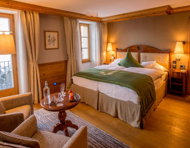 Zermatt-Riffelalp-room-(1).jpg