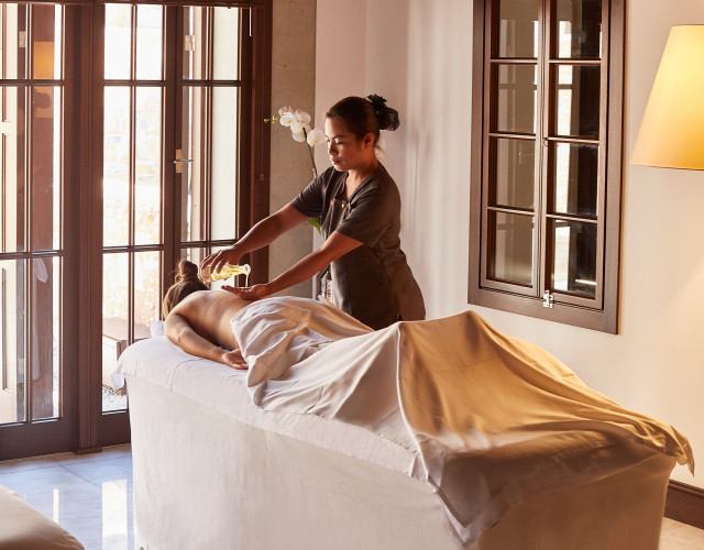 Amanruya,-Turkey---Spa-&-Wellness,-Massage-_Office_17761.jpg