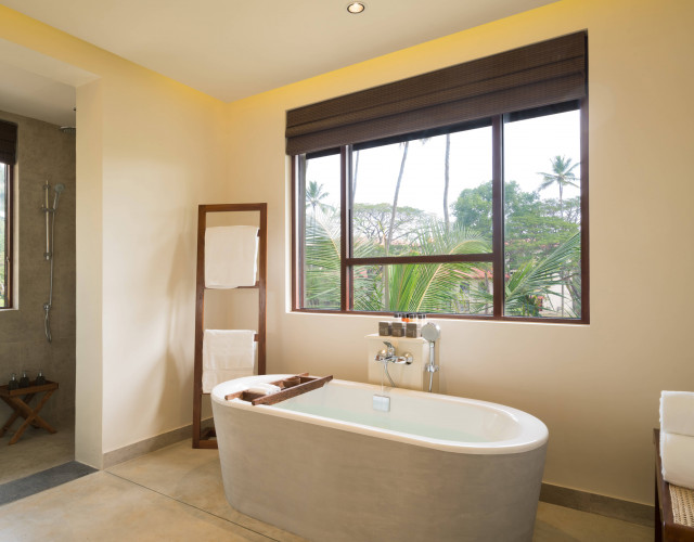 Anantara-Tangalle_2BR_Villa_Master_Bathroom_01_G_A_H.jpg