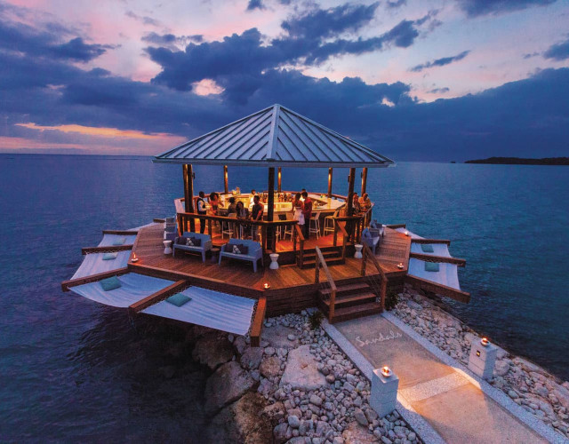 SWH_OWater_Bar_Hammock_020884.jpg