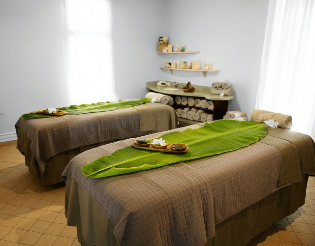 Spa-Room.jpg