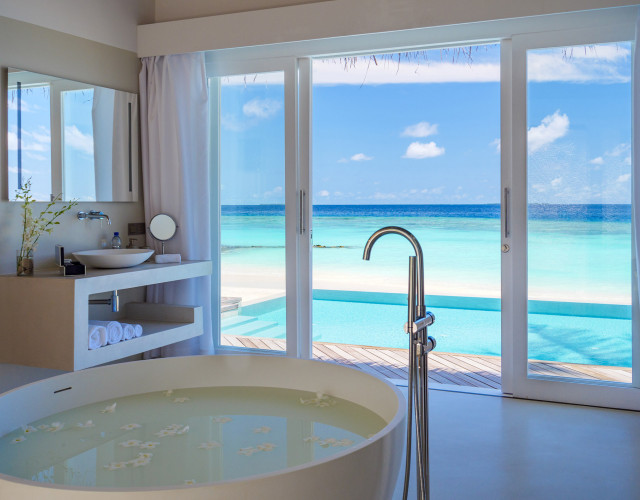 Baglioni_Resort_Maldives_Pool_Grand_Suite_Beach_Villa-126-(1)_web.jpg