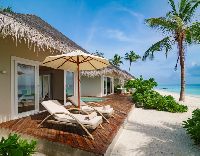 Baglioni_Resort_Maldives_Pool_Suite_Beach_Villa_external_01_web.jpg