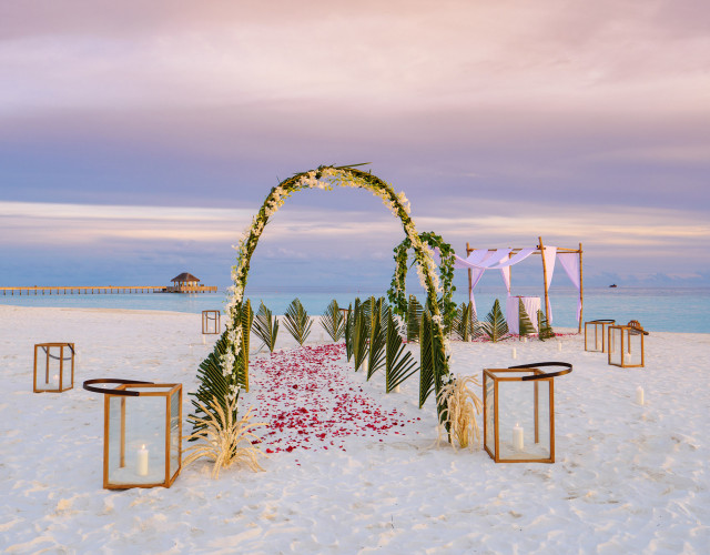 Baglioni_Resort_Maldives_Wedding_01_web.jpg