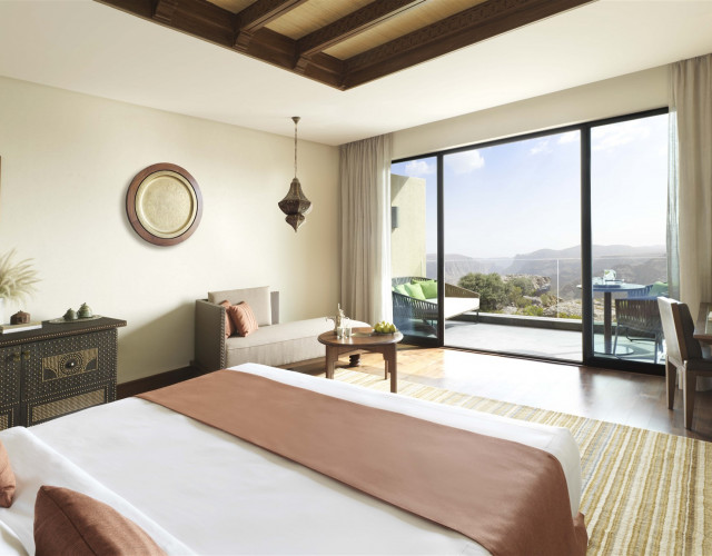 Anantara-Al-Jabal-Al-Akhdar-Resort---Deluxe-Canyon-View-Room.jpg
