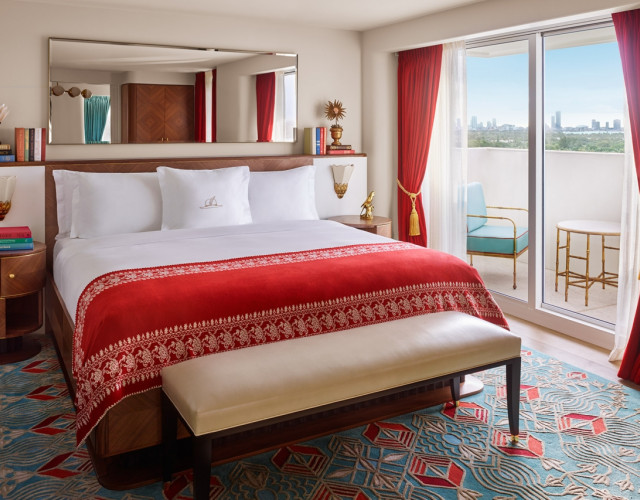 Faena_Rooms_Bay-View_Bedroom_-Photo-by-Nik-Koenig.jpg